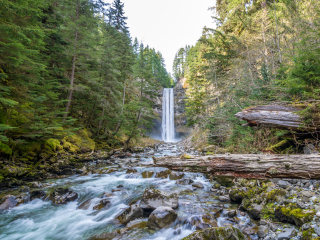 白兰地瀑布省立公园