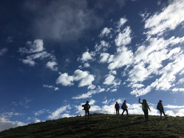 成都到泸定县华尖山徒步摄影2天1夜纯玩游 赏