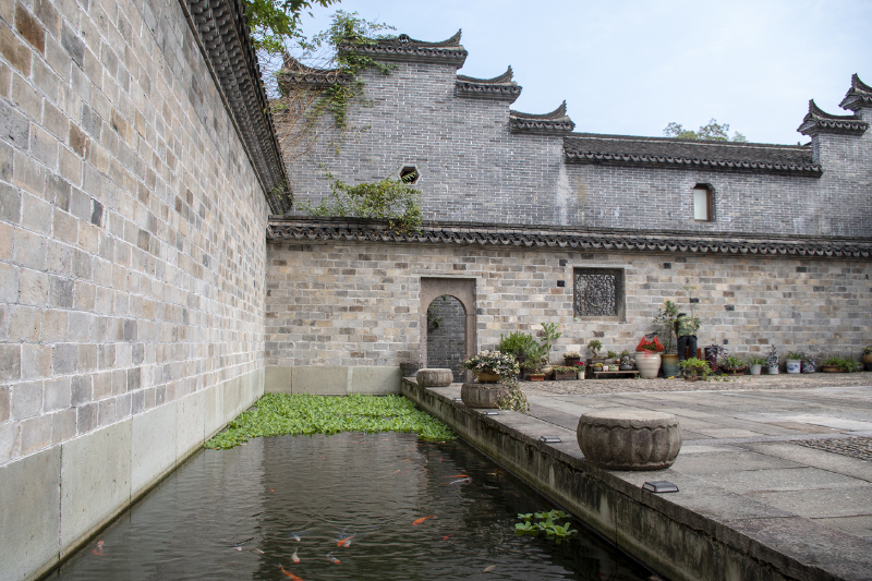 武义其实"一水间"就毗邻清水湾温泉度假村,所以自驾族住一水间泡沁