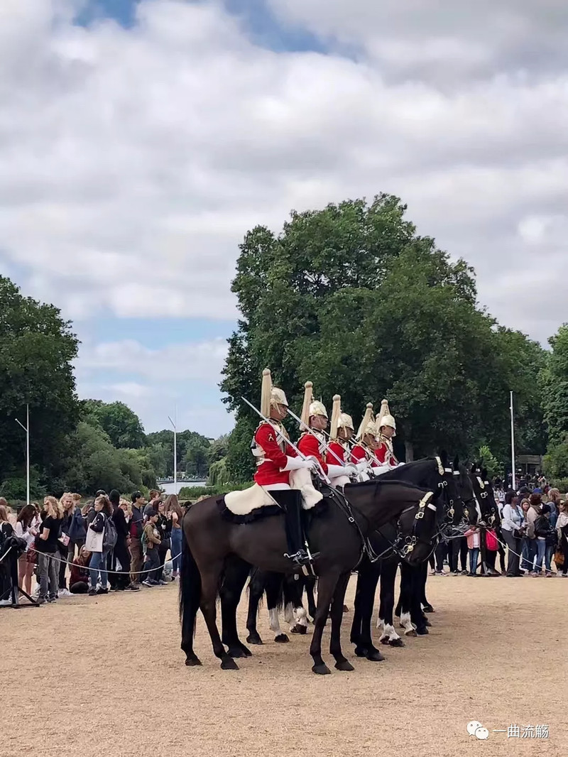 英国皇家骑兵营图片