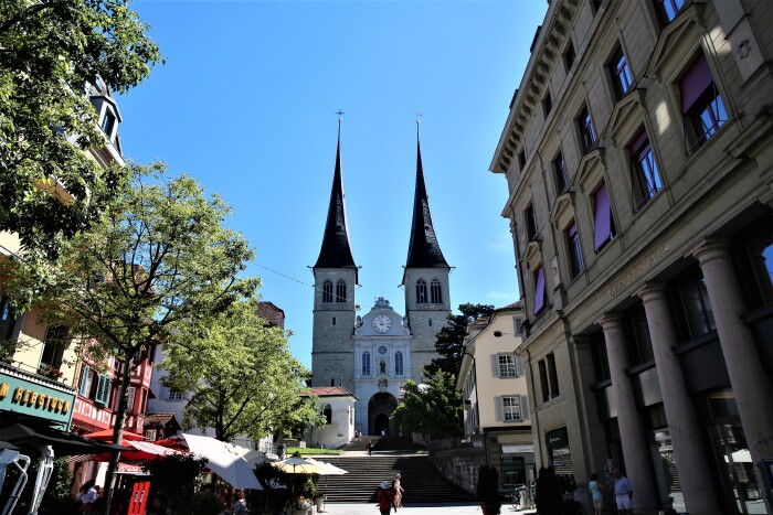 【途牛首发】瑞士的玫瑰小镇