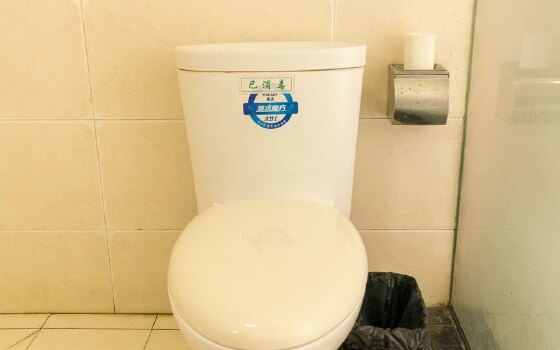 q加·资阳宜客居酒店(原欧度春天商务宾馆)