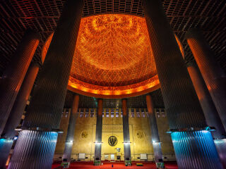 伊斯蒂克拉尔清真寺