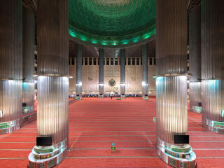 伊斯蒂克拉尔清真寺