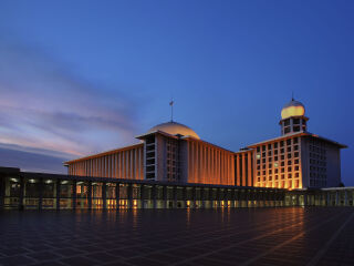 伊斯蒂克拉尔清真寺