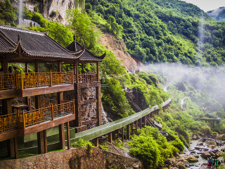 恩施清江蝴蝶崖