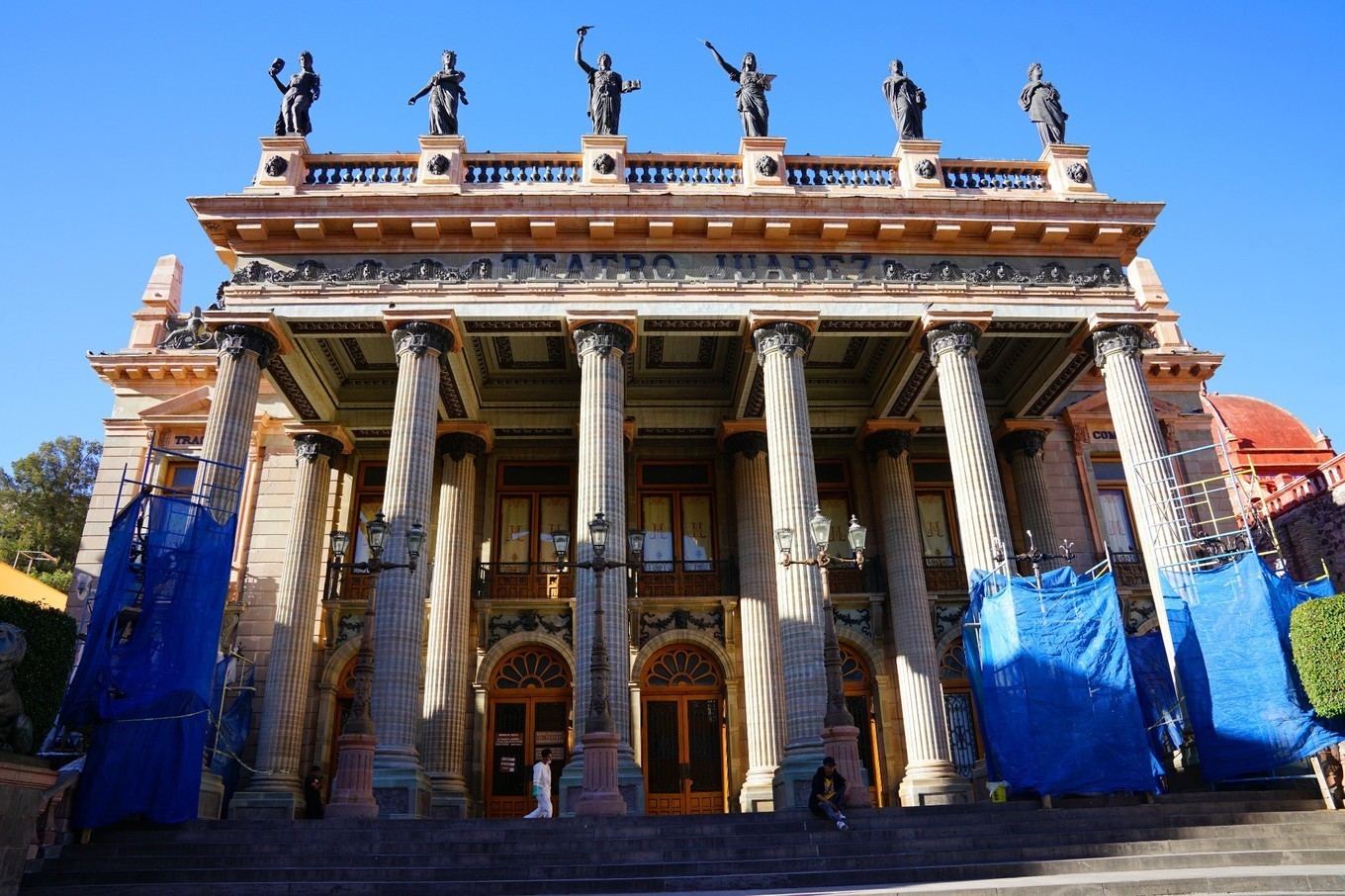 teatro juarez 胡亚雷斯剧院 以首位印第安人出身的总统命名的剧院