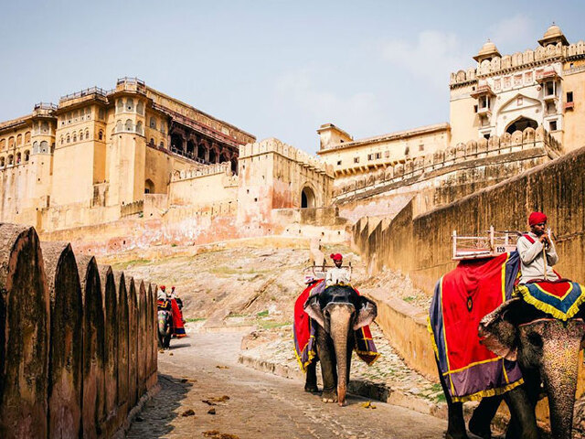 印度6日跟团游 上海东航直飞,观爱情丰碑泰姬
