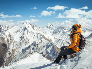 乌兰加湖登山步道
