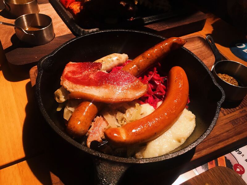 漫漫长夜酒肉池林还超多高颜值的小哥哥和小姐姐哟