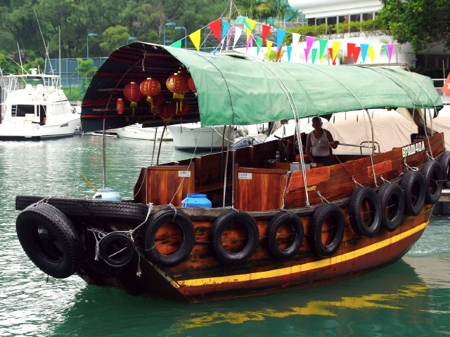  香港2日游>0购物,暑期爆款,夜游太平山,天星小轮穿越维港,舢板船近观