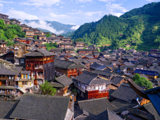 贵州黔西南双乳峰景区