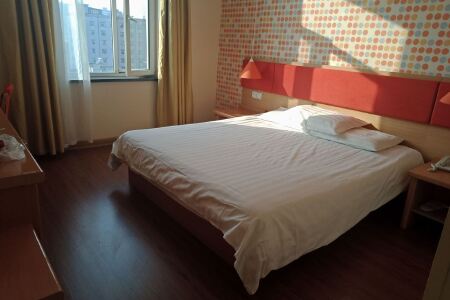 如家酒店丹东火车站新玛特商业街鸭绿江岸店