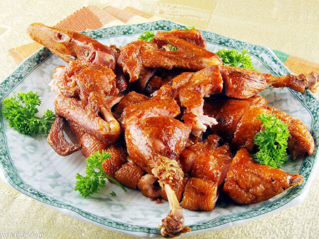 脆皮香酥鸭