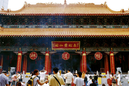 <港澳4日游>升级游港珠澳大桥，广州出发，0购物，尖沙咀，观幻彩咏香江，1天自由活动，香港可拼住，含礼包一份