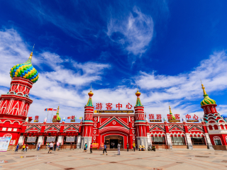 满洲里套娃景区