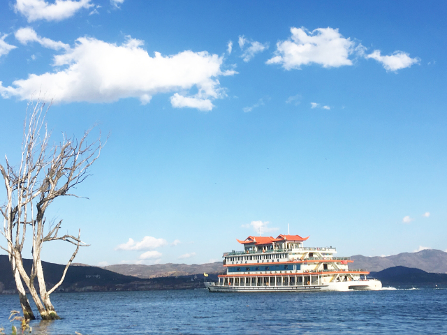  云南-大理-丽江双飞5日游>纯玩0购物,jeep车环洱海,大理海景房,小