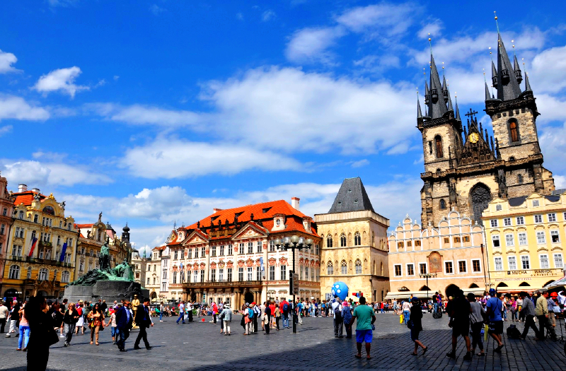 梦幻迷人的布拉格老城广场