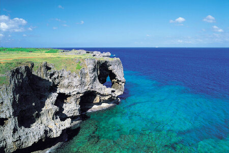 <日本冲绳4晚5日游>南京直飞，一天自由活动，海洋博公园，古宇利岛，冲绳DFS免税店，奥特莱斯，金枪鱼解体秀，居酒屋风味餐