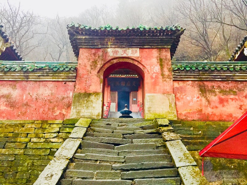 【途牛首发】游"亘古无双胜境,天下第一仙山"——武当山_武当山金殿游