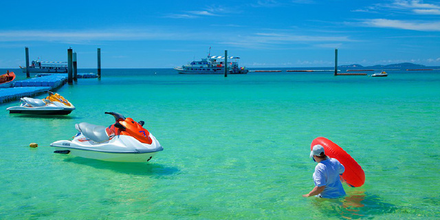 芭提雅格兰岛一日游 可选海底漫步 拖曳伞 水上