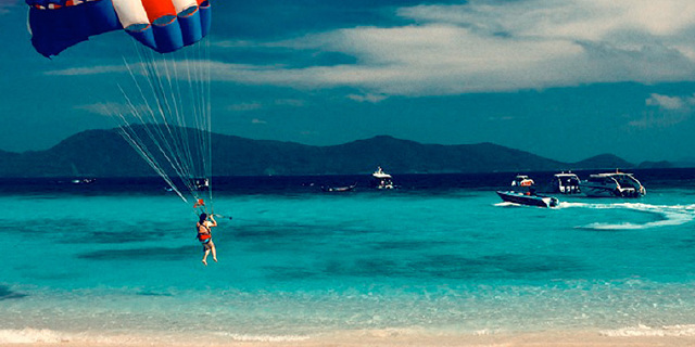 芭提雅格兰岛一日游 可选海底漫步 拖曳伞 水上