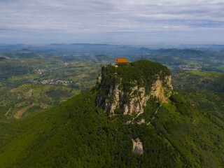 抱犊崮国家森林公园