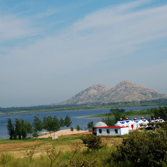 莲青山