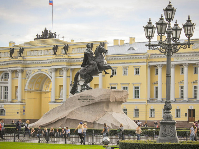 俄罗斯莫斯科+圣彼得堡+新西伯利亚+贝加尔湖