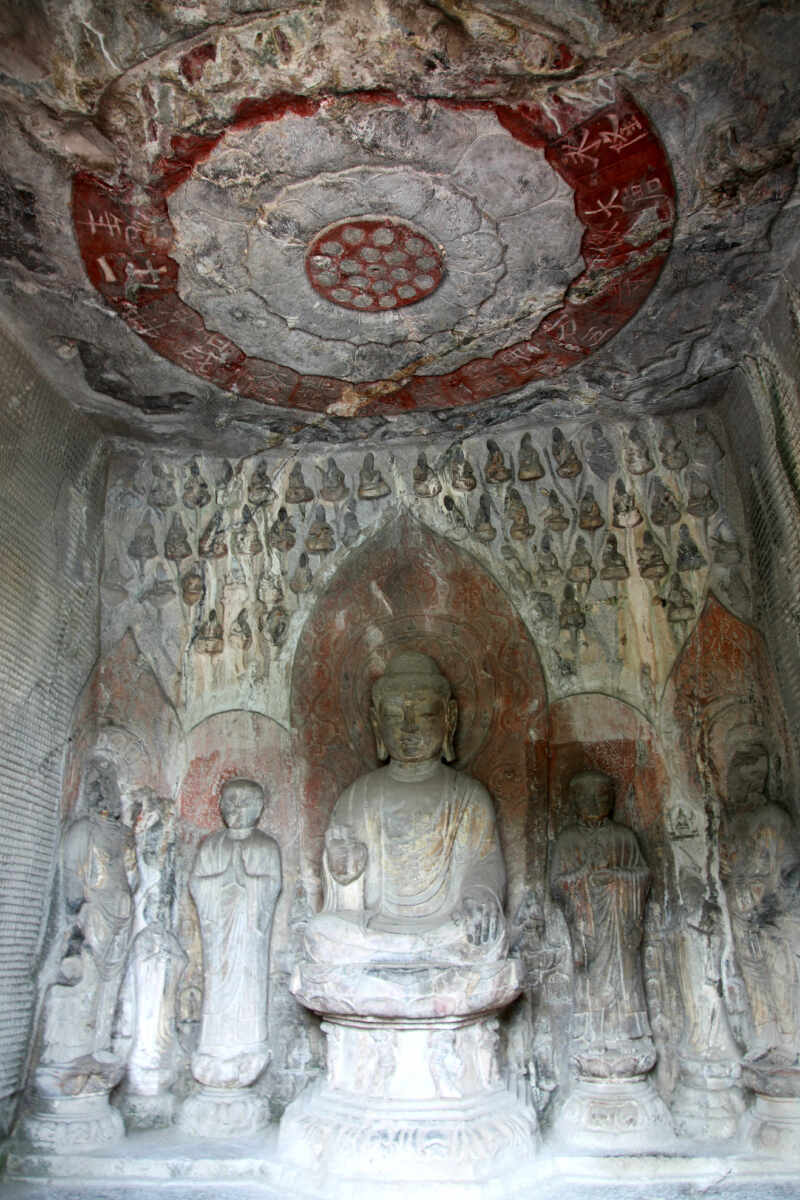 龙门石窟                      万佛洞