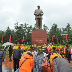 SHAOSHAN - OCTOBER 1: crowd of people come to worship former Chinese chairman Mao Zedong on October 1, 2011 in Shaoshan, China. Shaoshan is the birthplace of this former communist leader of China.