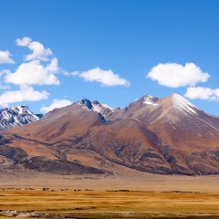 Tanggula Mountain Ranges in Tibet