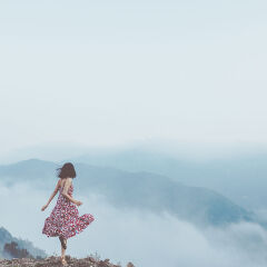 山顶的女孩