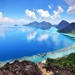 View on top of Bohey Dulang, Tun Sakaran Marine Park.