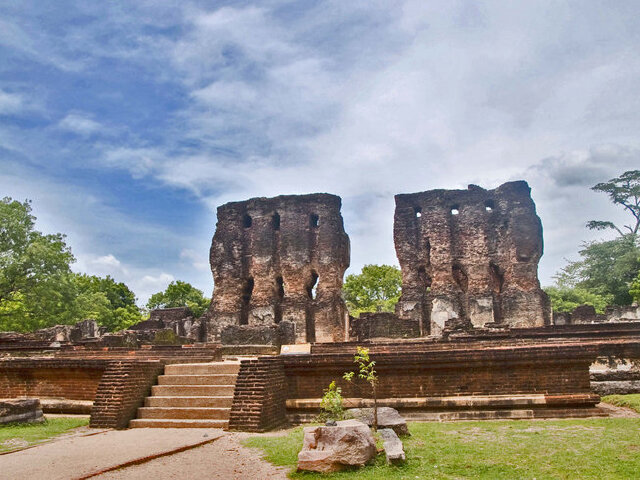 斯里兰卡跟团游+马尔代夫自由行8晚10日游 含