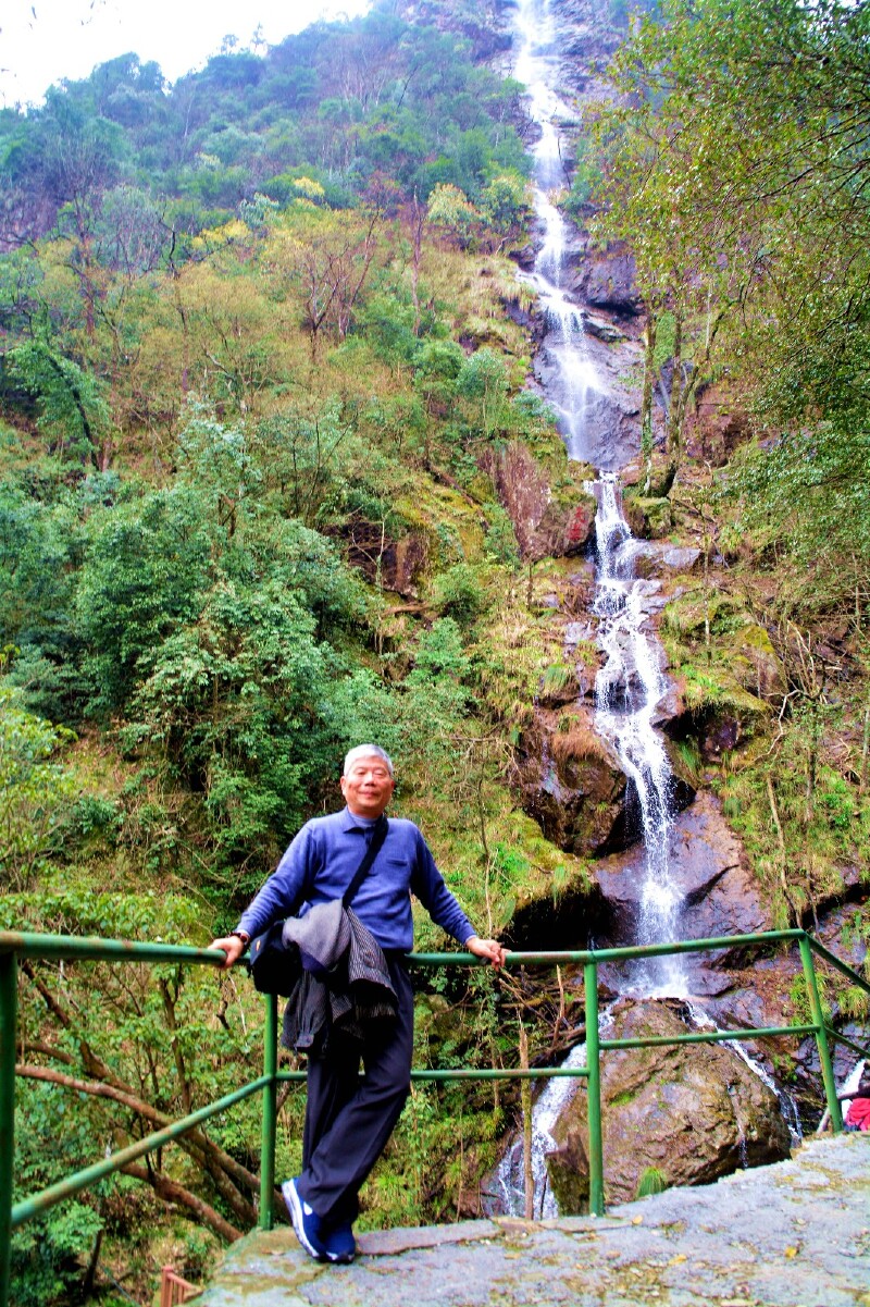 天瀑(仰山瀑布),号称亚洲第一瀑,落差420米