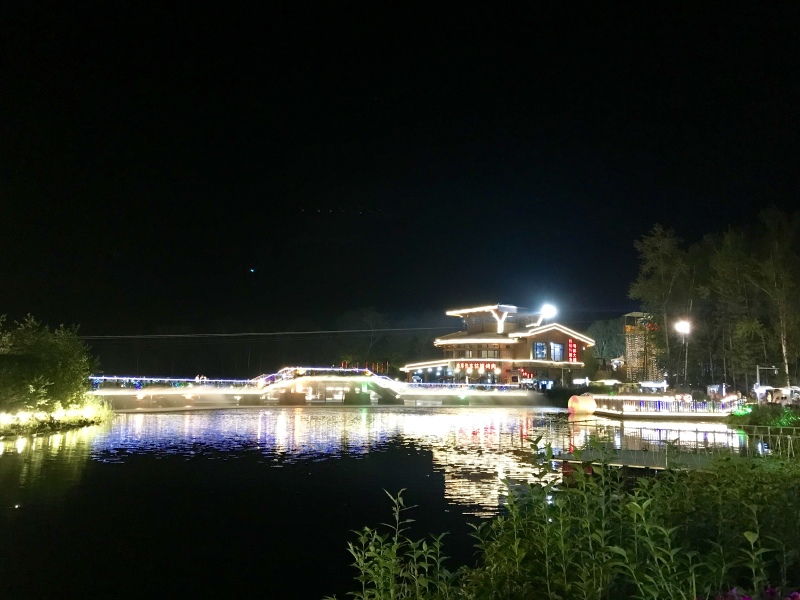 镜泊湖大峡谷夜景图片图片