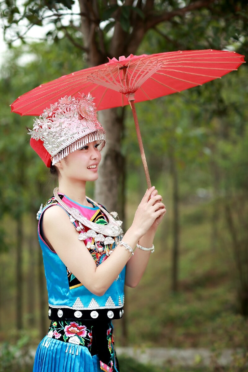 花虫,"桃花蛊",湘西三月三,有一场和巫蛊有关的苗族情人节