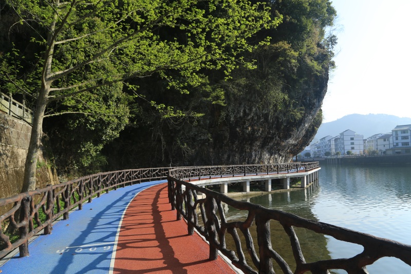 探秘浙中川藏线领略磐安山水生态宝地