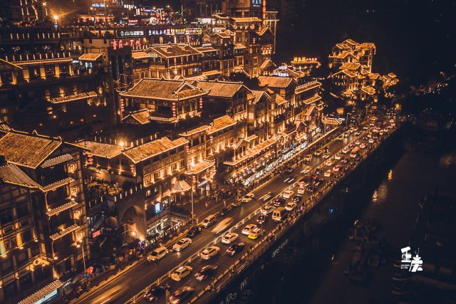 走进3d魔幻之城重庆,解锁全新小众玩法丨重庆5日逛吃之旅