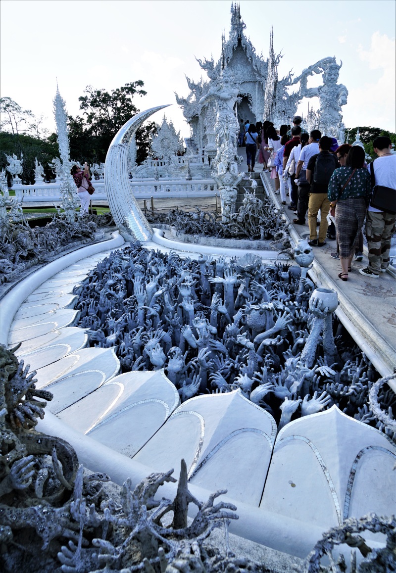 泰国二白庙龙昆艺术庙