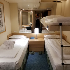 中华泰山号IS3内舱三人间02