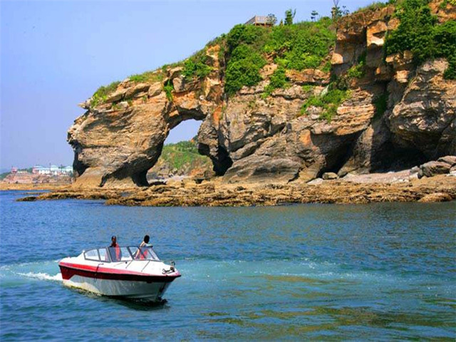  大連金石灘-國家地質公園-1日遊>漁船出海垂釣,吃美味海鮮午餐,乘