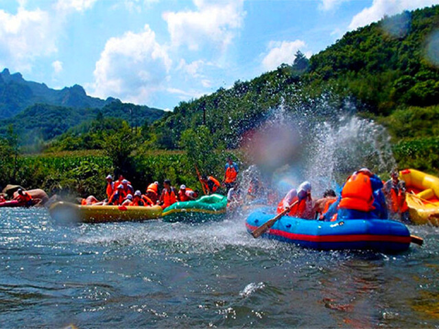 吉林长白山天池镜泊湖镜泊峡谷哈尔滨高铁5日游优质行程吃住升级人气