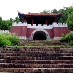 五女峰