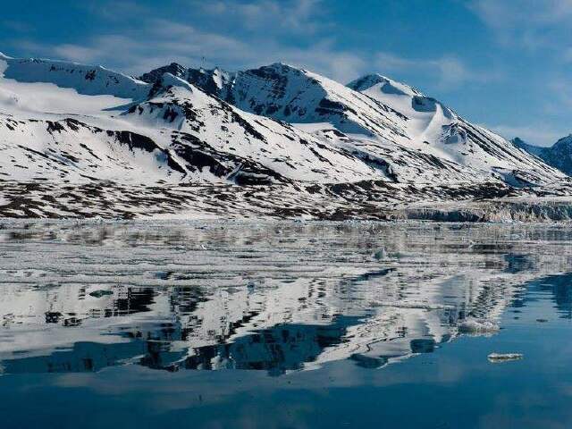 斯瓦尔巴群岛+格陵兰岛+冰岛环岛 中国人包船