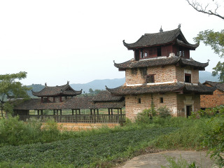 回澜风雨桥