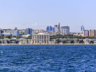 多尔玛巴赫切宫