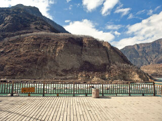 雅鲁藏布大峡谷