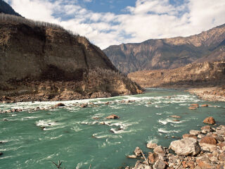 雅鲁藏布大峡谷